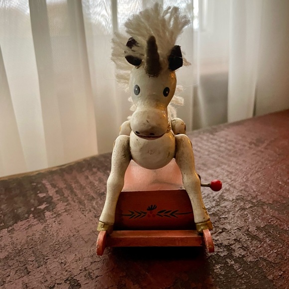 Rare Find, Vintage 1981 Enesco Wooden Rocking Horse Unicorn Wind Up Music Box - Picture 4 of 6